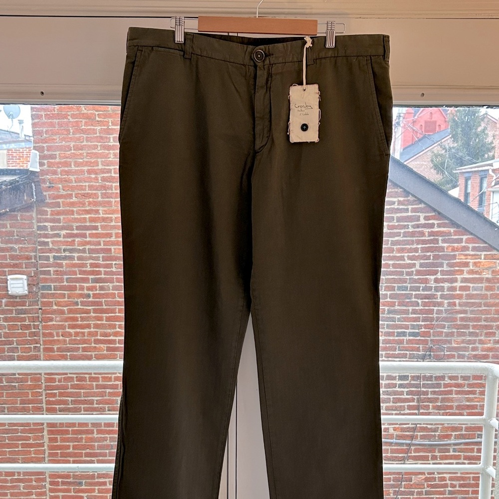 NWT. Crosby Halley & Cobb Men’s Pants. Made in Italy! 40”waist